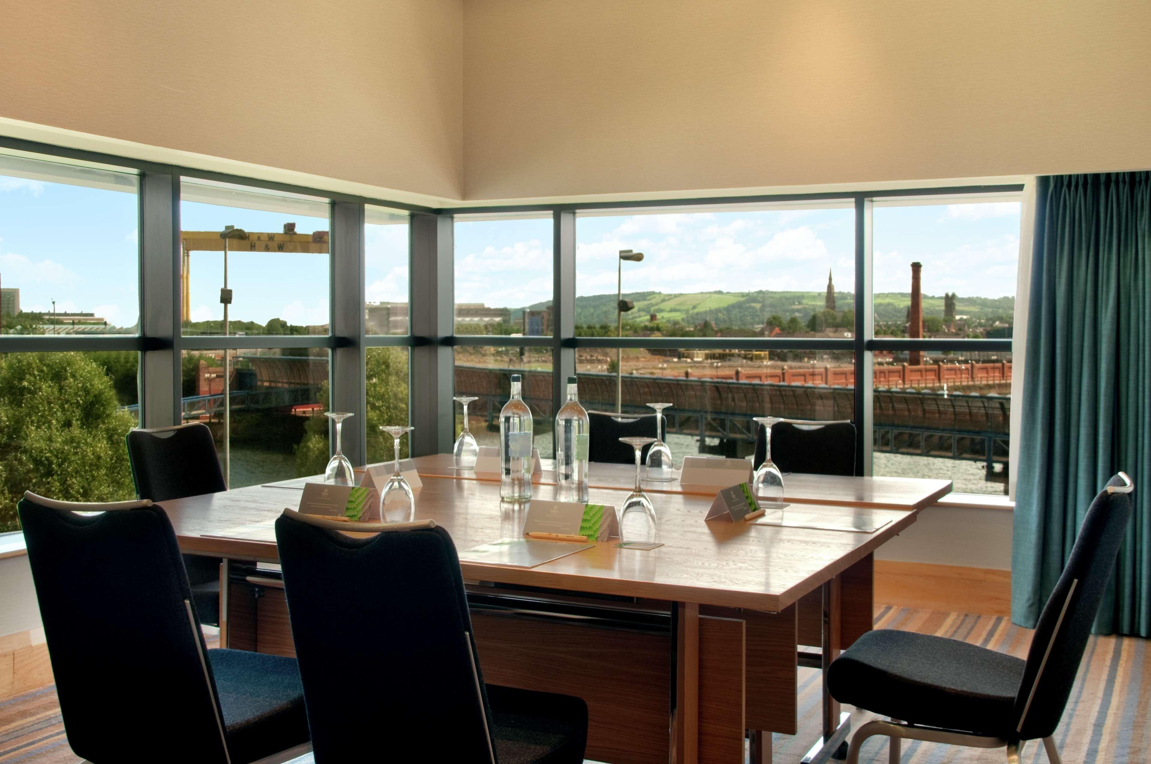 فندق هيلتون بيلفاست بلفاست المرافق الصورة The River Suite
